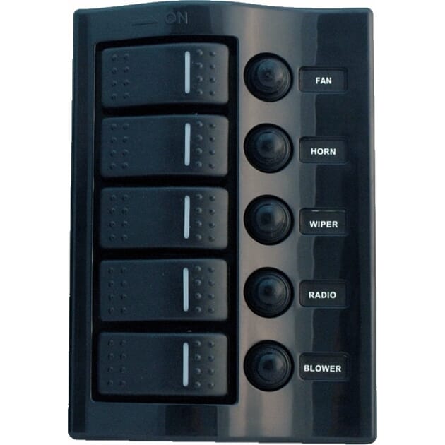 1010157 1010157 Bryterpanel med 5 brytere og automatsikring.jpg