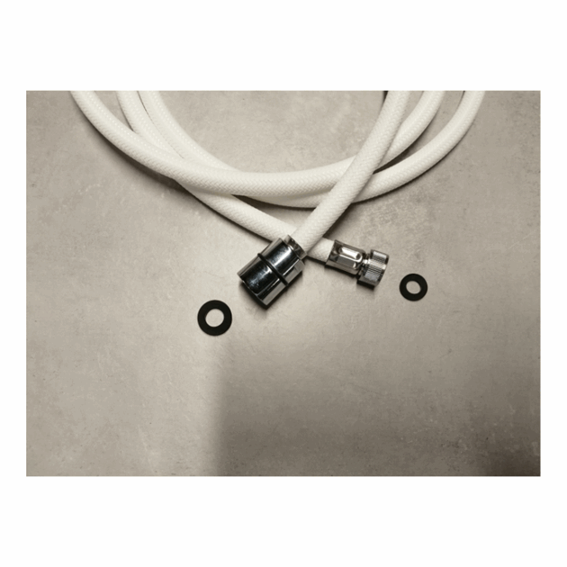 1004409-1_Rel 1004409-1 3 Fleksibel vannslange nylon hvit 2 meter.png